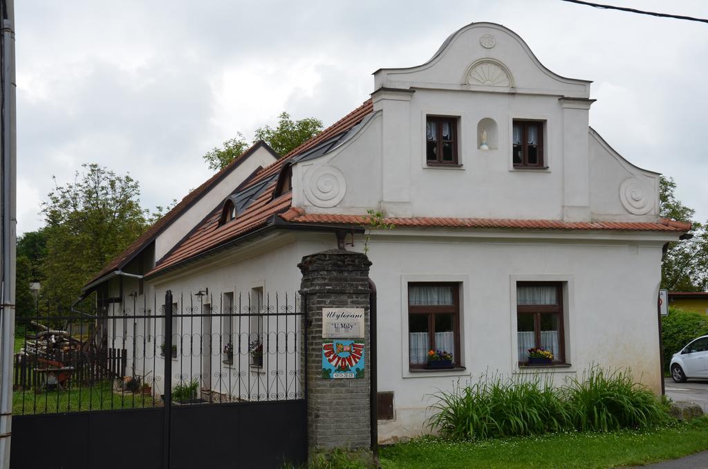 Ubytovani Hrusice Exterior foto